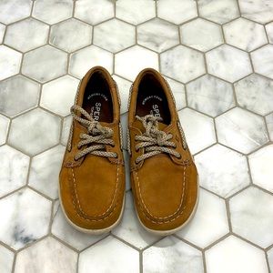 Boys Sperry Boat shoes - pet /smoke free home